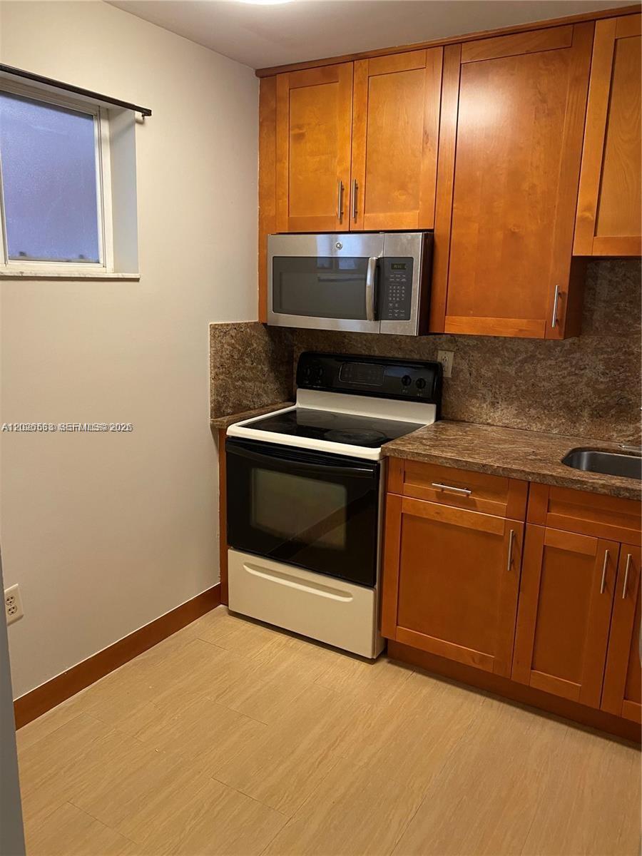 CARIBBEAN GARDENS CONDO - Residential Lease