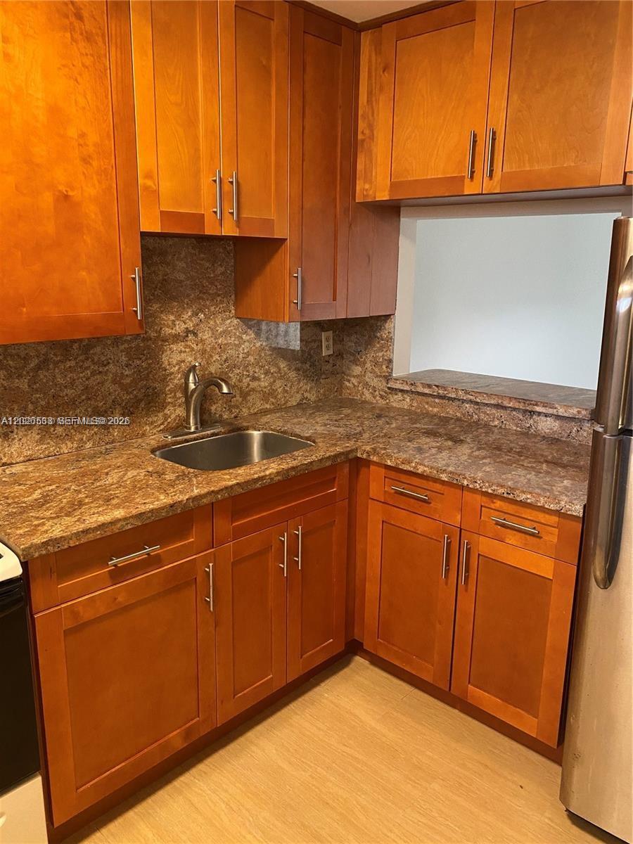 CARIBBEAN GARDENS CONDO - Residential Lease