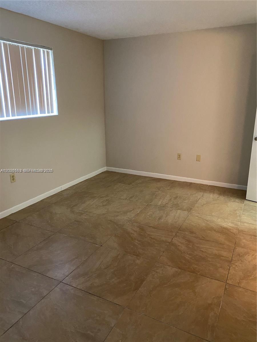 CARIBBEAN GARDENS CONDO - Residential Lease