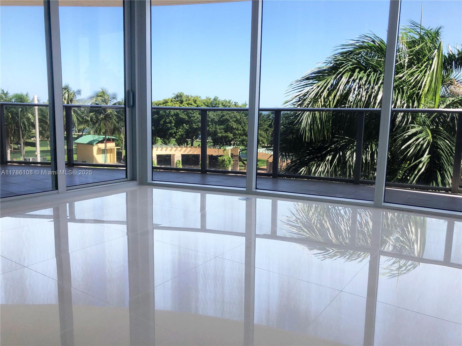 ARIA ON THE BAY CONDO - Residential