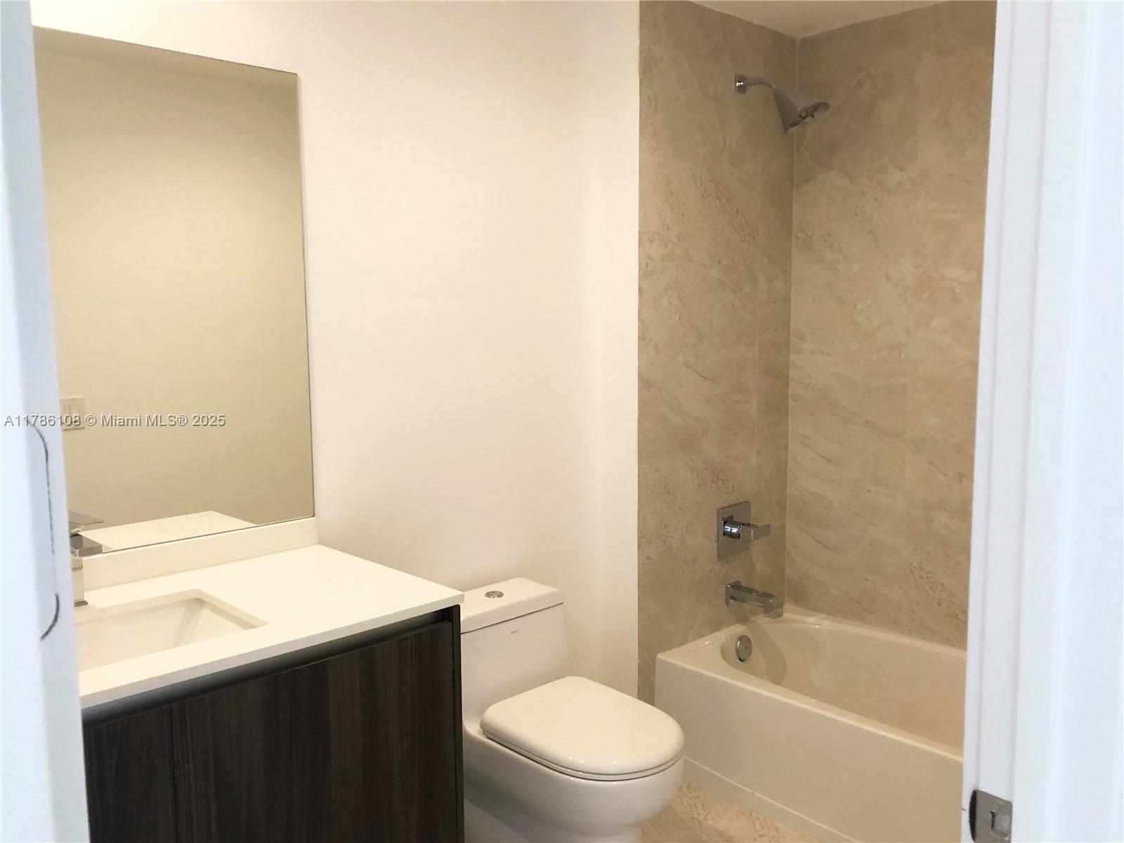 ARIA ON THE BAY CONDO - Residential