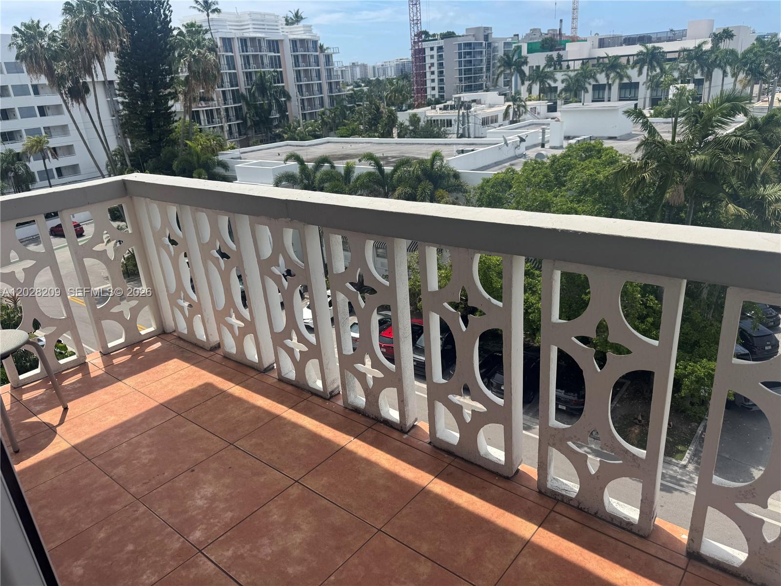 This beautiful balcony apartment is located in an excellent building, conveniently situated near the Bal Harbour shops and various restaurants.

The unit has been recently painted and updated with new appliances. It features one bedroom, 1.5 bathrooms, and a dedicated office space. Additional amenities include on-site laundry, one assigned parking space, and access to a great school district.
