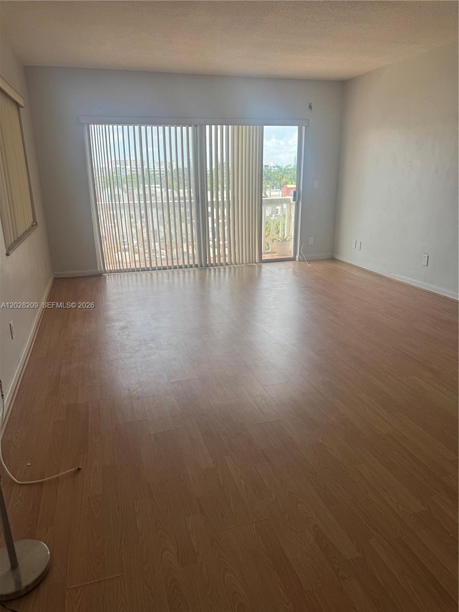 SUMMIT CONDO - Residential Lease
