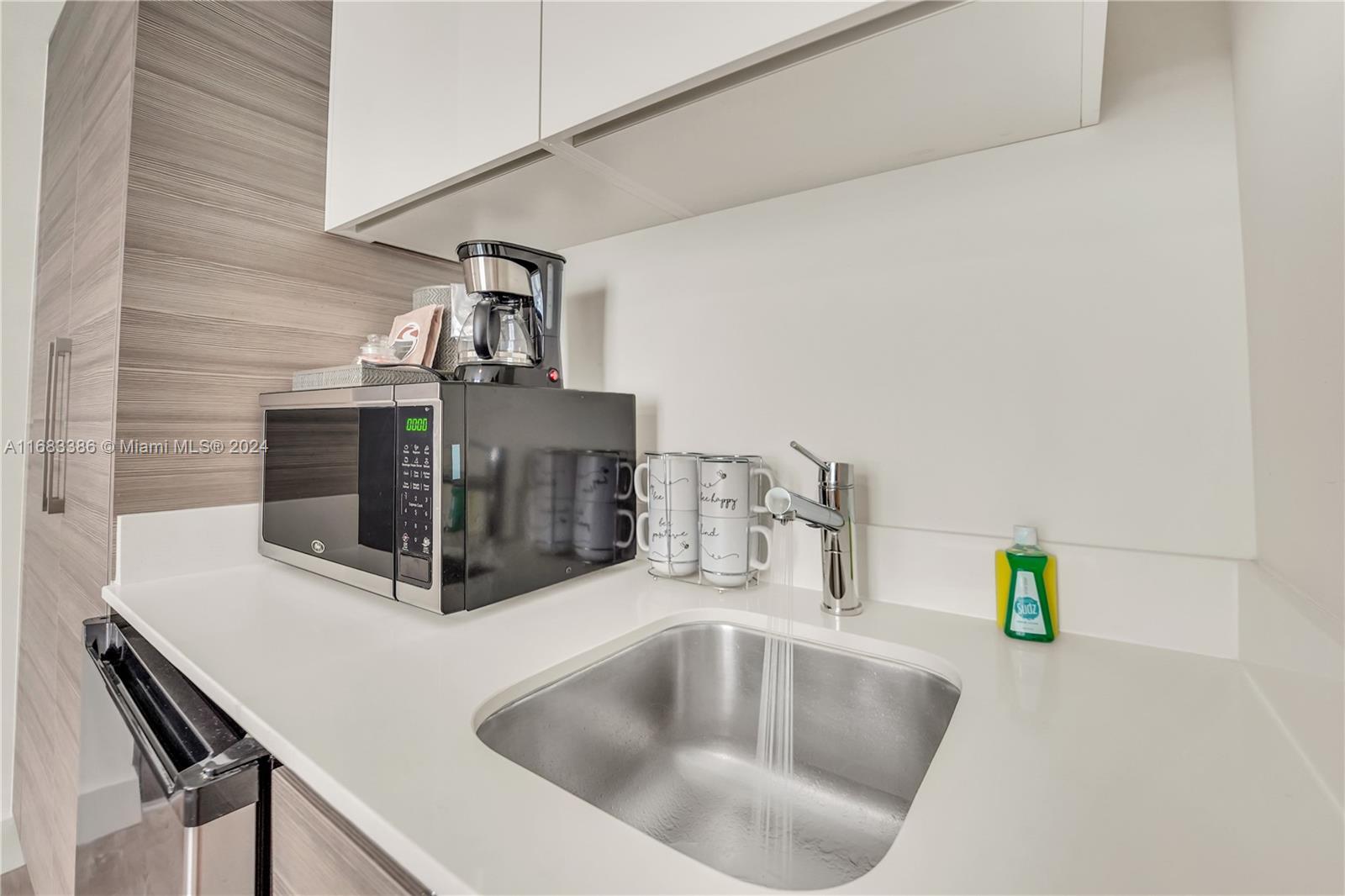 COSTA HOLLYWOOD CONDO - Residential