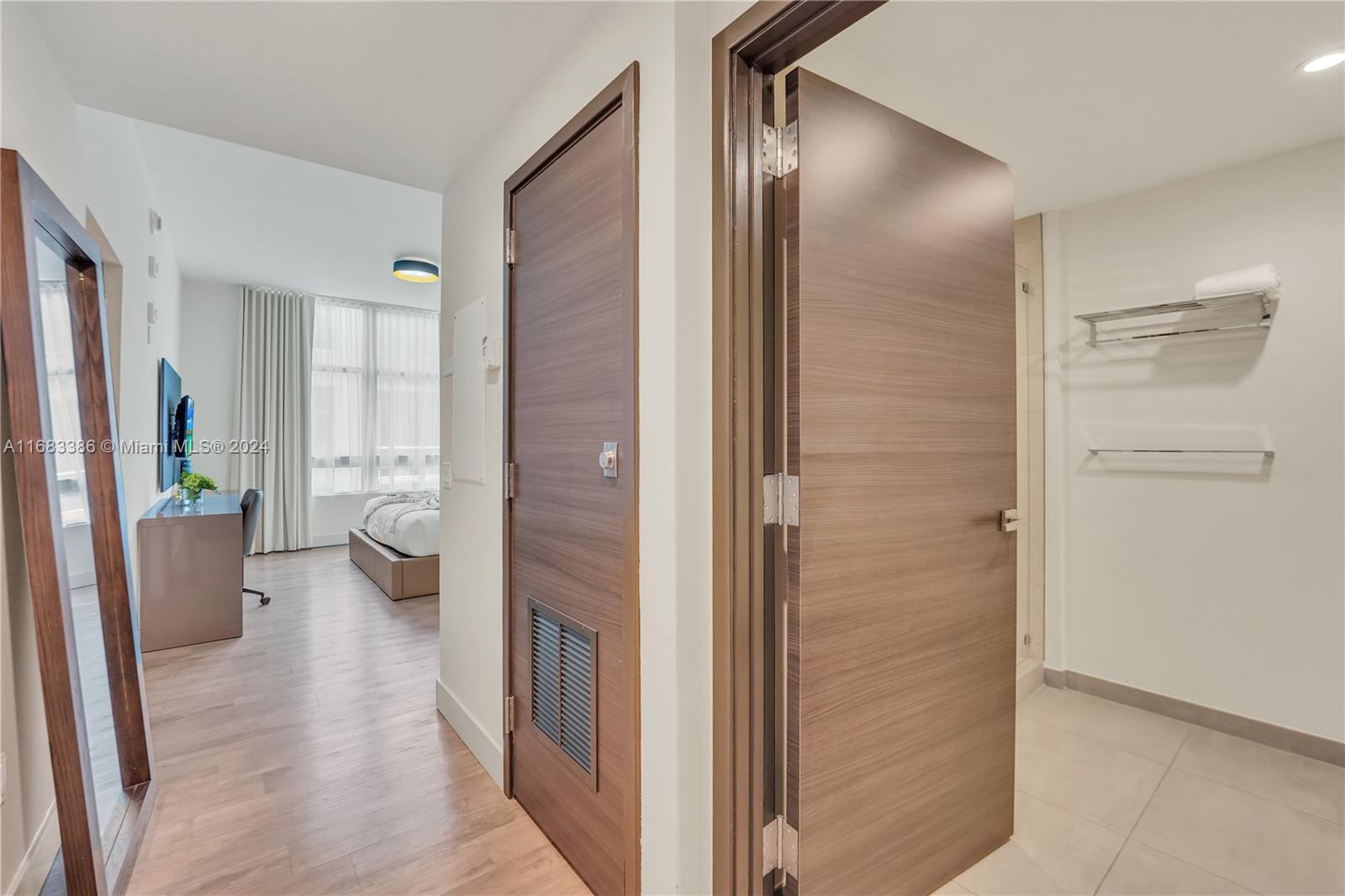 COSTA HOLLYWOOD CONDO - Residential