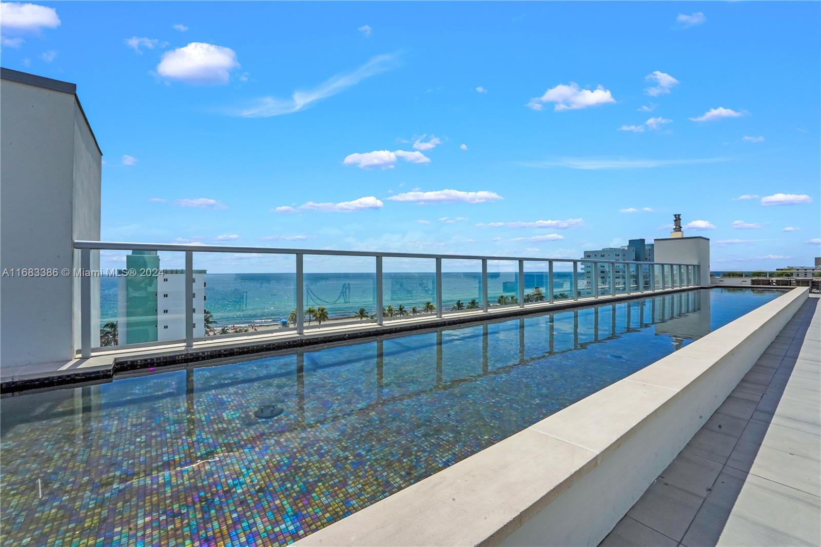 COSTA HOLLYWOOD CONDO - Residential