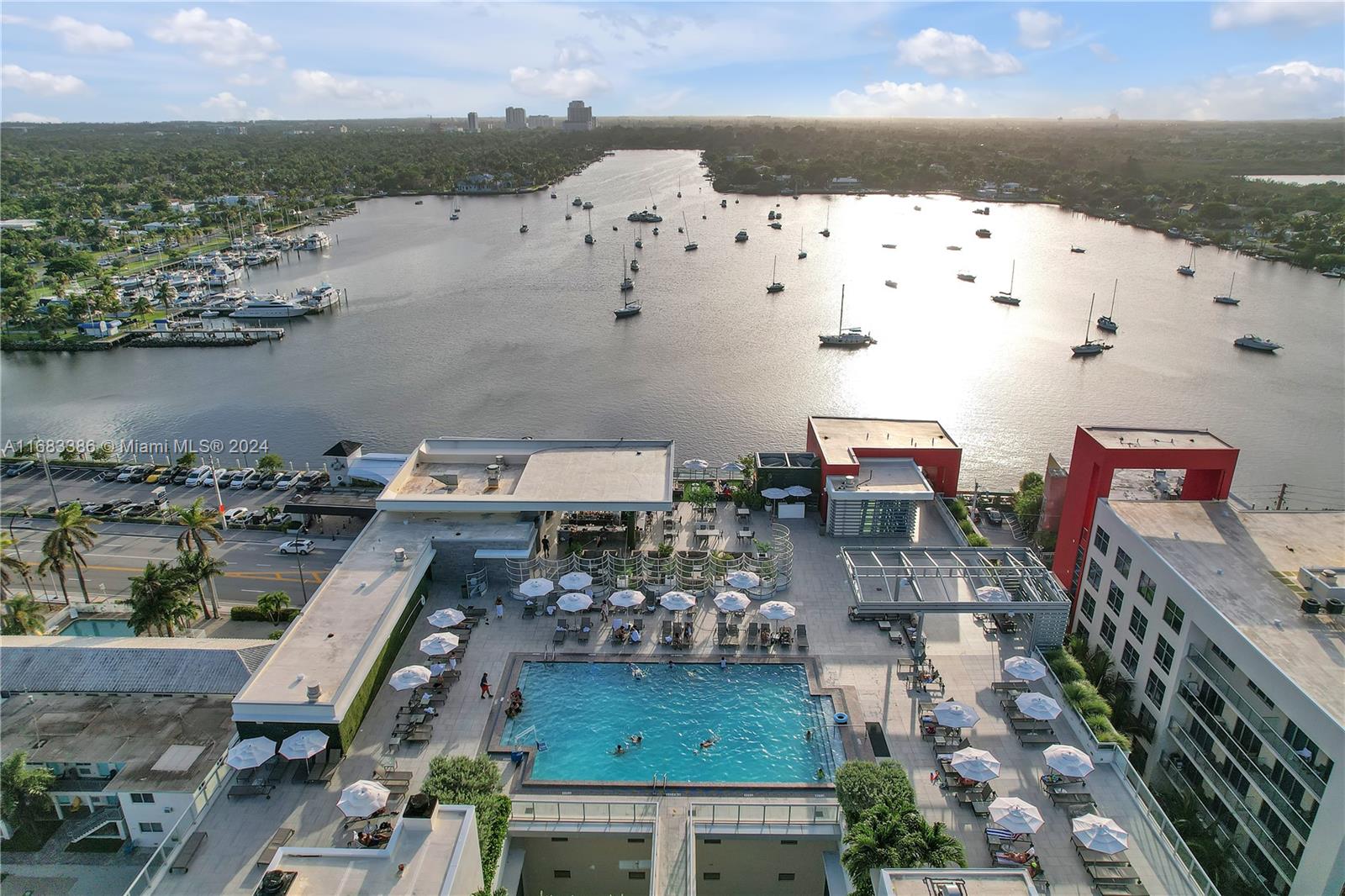 Great Investment Opportunity – Luxury Condo in a 5-Star Hotel. Own a piece of paradise with this luxurious vacation apartment at the prestigious Costa Hollywood Beach Resort. Perfect for those seeking both an upscale lifestyle and a profitable investment, this exclusive condo offers the best of both worlds. The resort will manage and rent out the unit for you year-round, providing quarterly earnings reports. Alternatively, you can rent it out yourself for added flexibility. UNIT CAN BE SOLD  with S314 , the units next to each other!!!! Great opportunity! Please call me on whats app or email me for showings instructions .