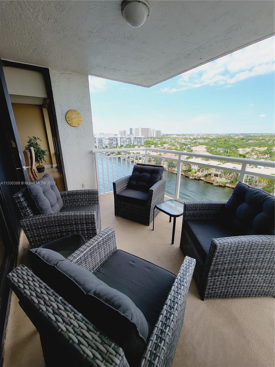 ALLINGTON TOWERS CONDO - Residential Lease