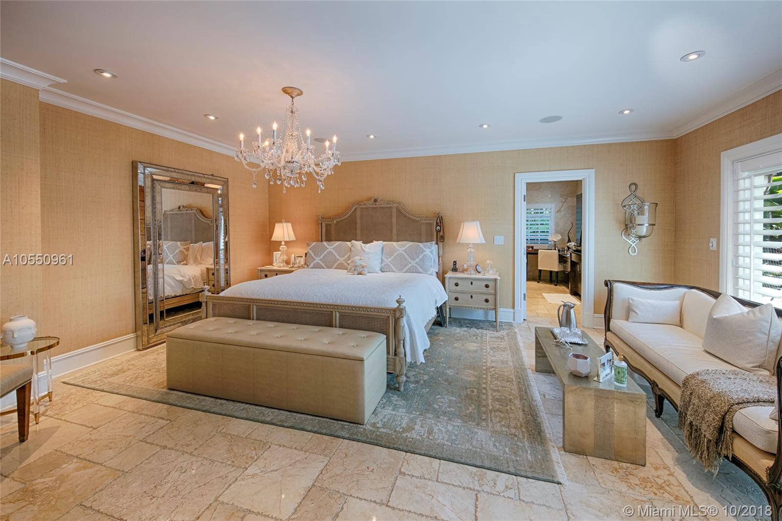 GABLES ESTATES NO 2 - Residential