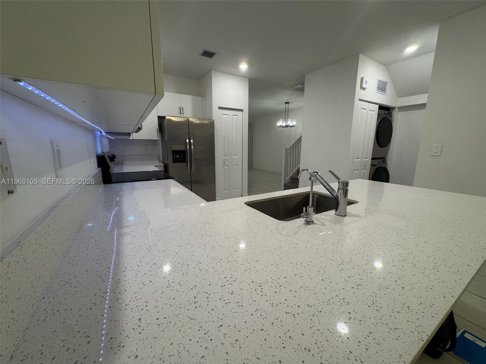 PINE ISLE - Residential Lease