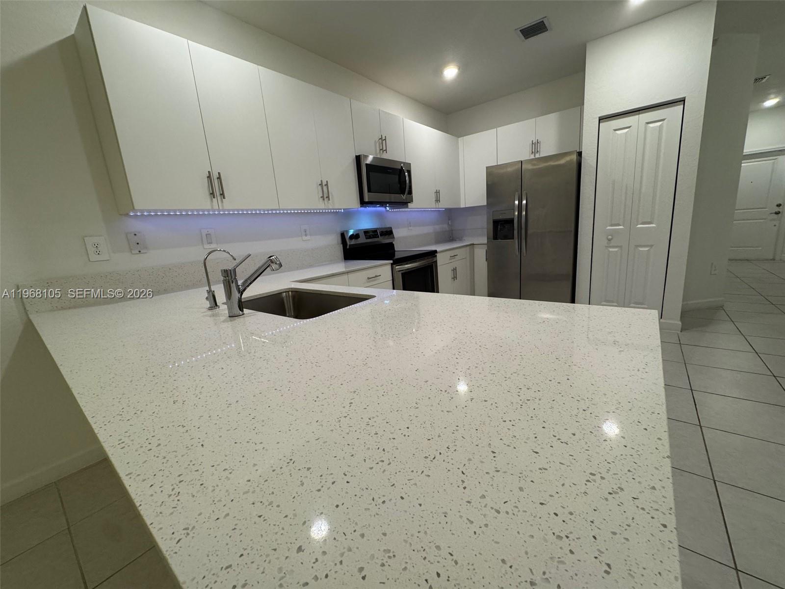 PINE ISLE - Residential Lease