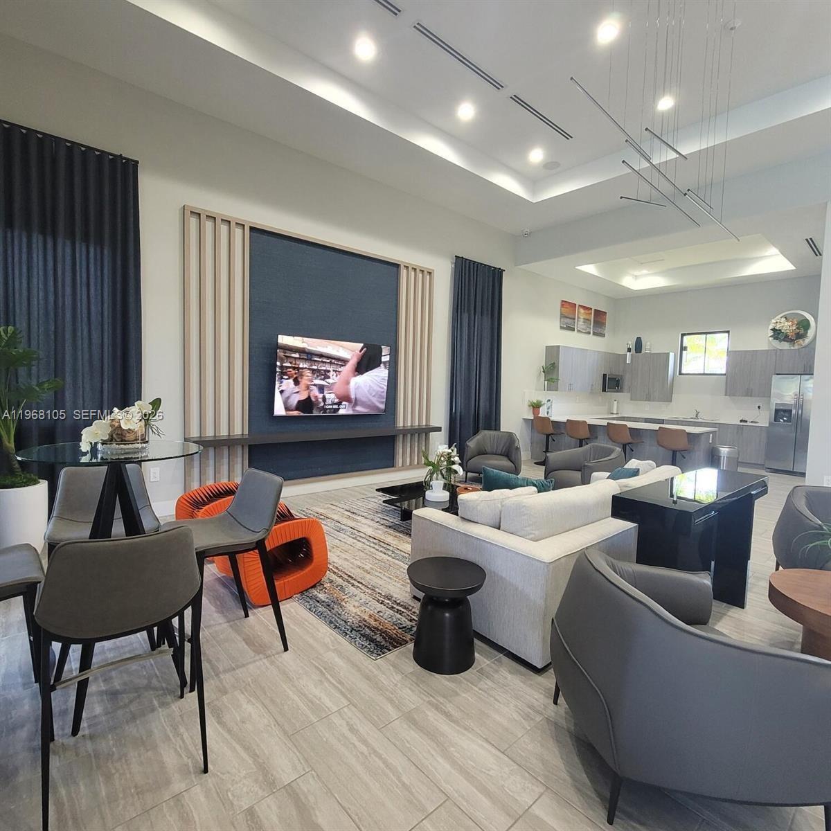 PINE ISLE - Residential Lease