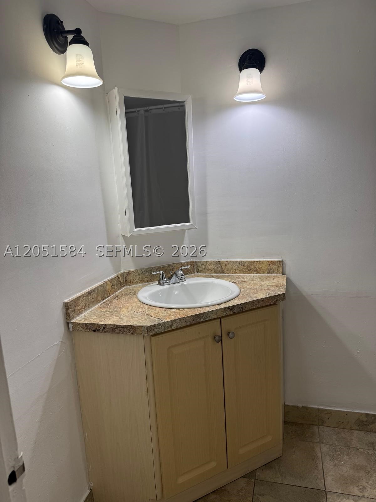 ROLLING GREEN CONDO D - Residential
