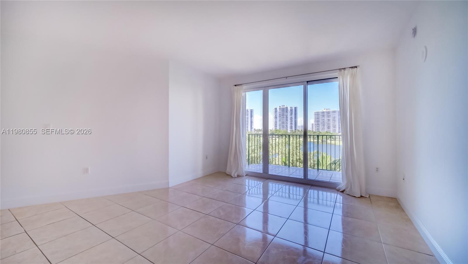 TURNBERRY VILLAGE - Residential
