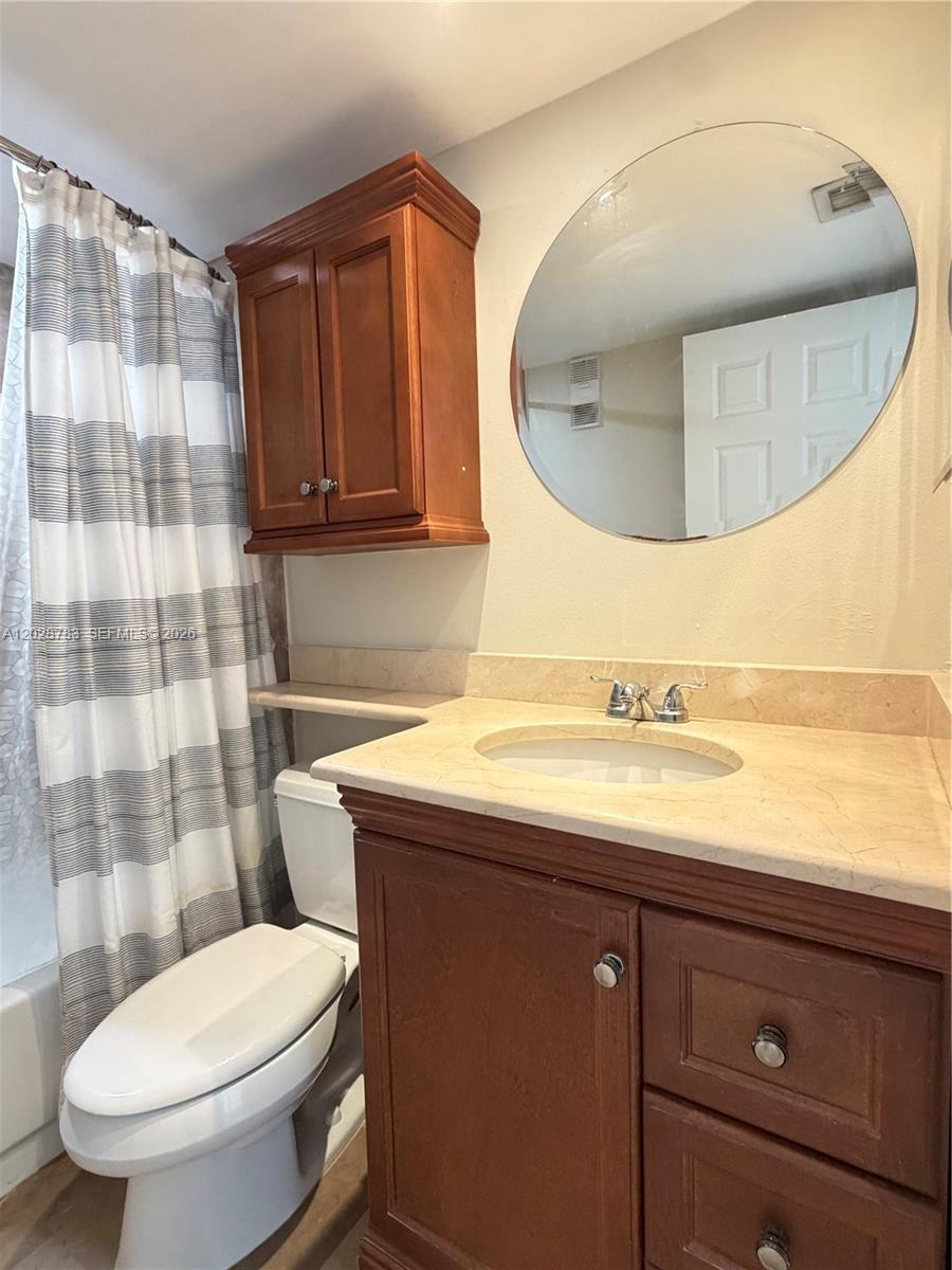 ISOLA CONDO - Residential Lease