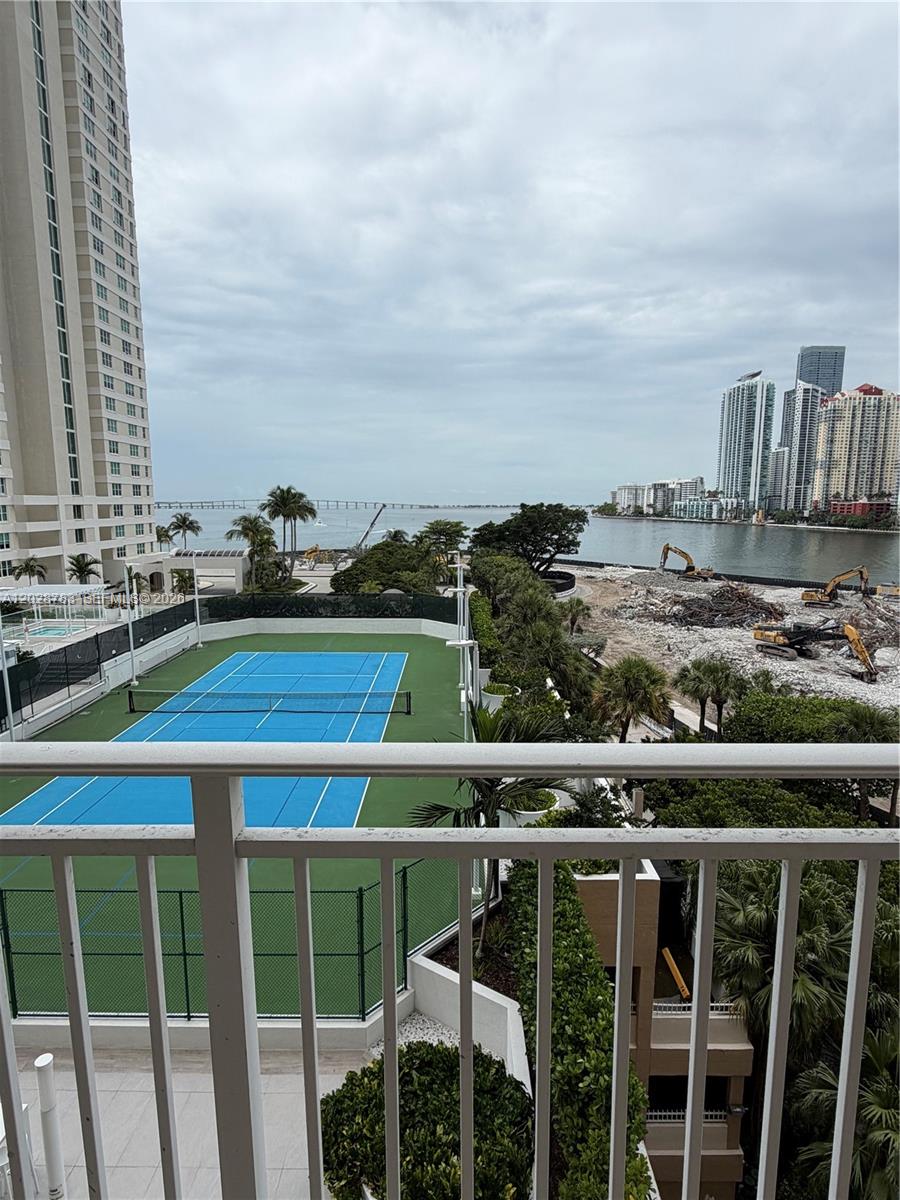 ISOLA CONDO - Residential Lease