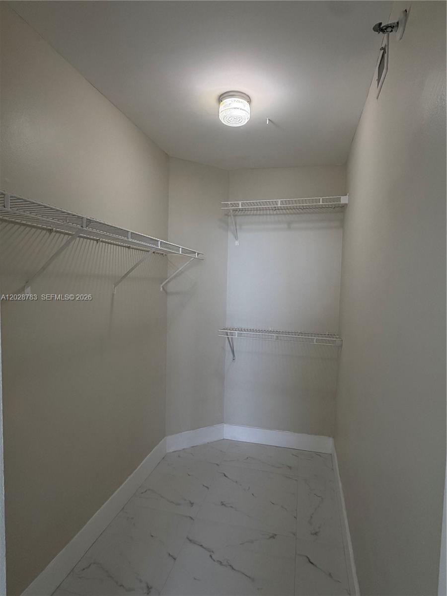 ISOLA CONDO - Residential Lease