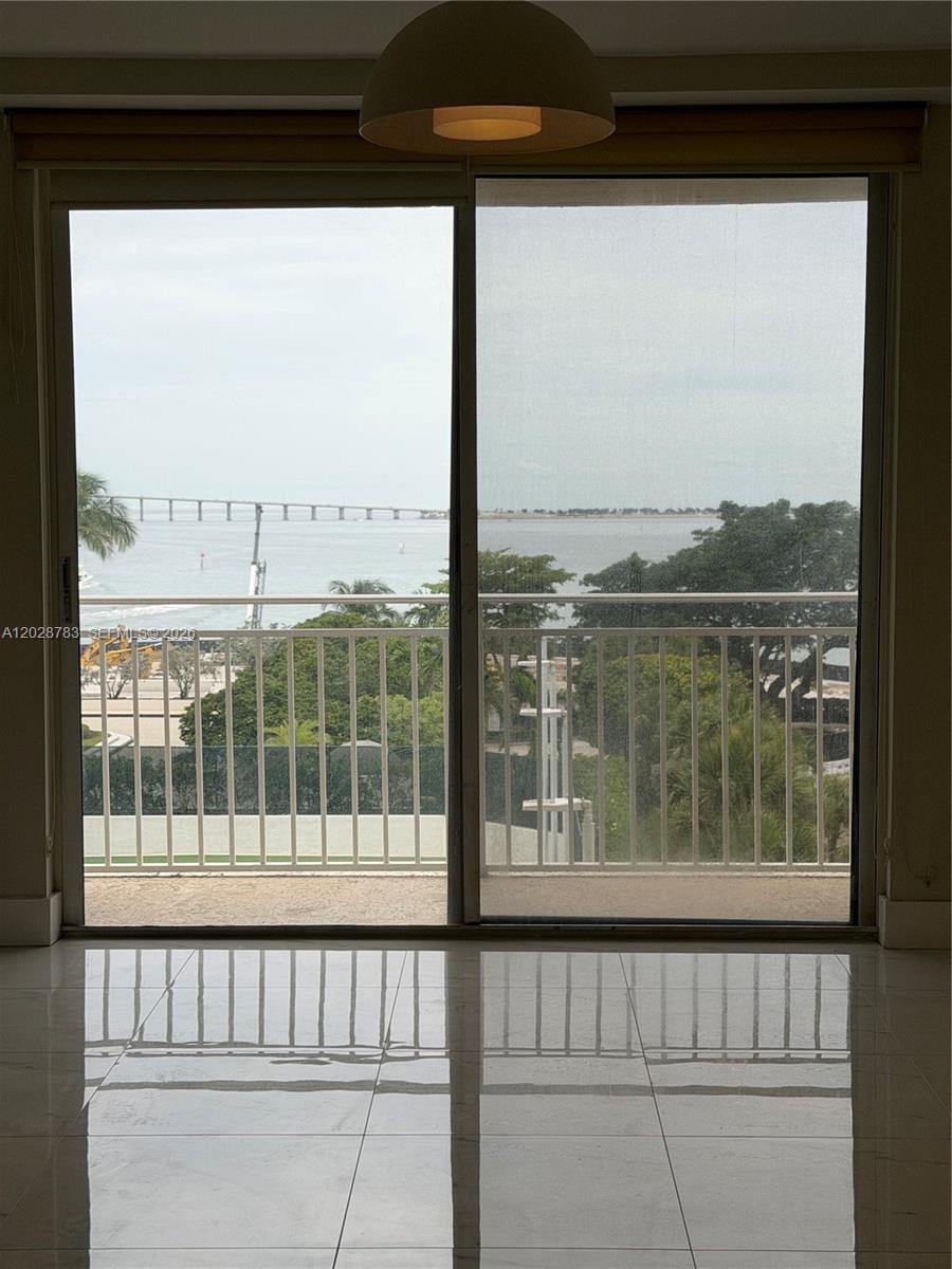 ISOLA CONDO - Residential Lease