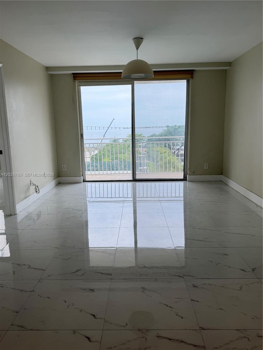 ISOLA CONDO - Residential Lease