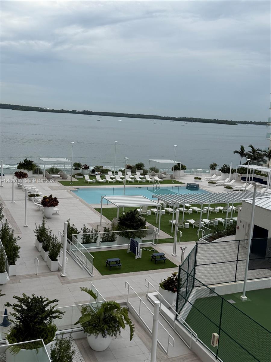 ISOLA CONDO - Residential Lease