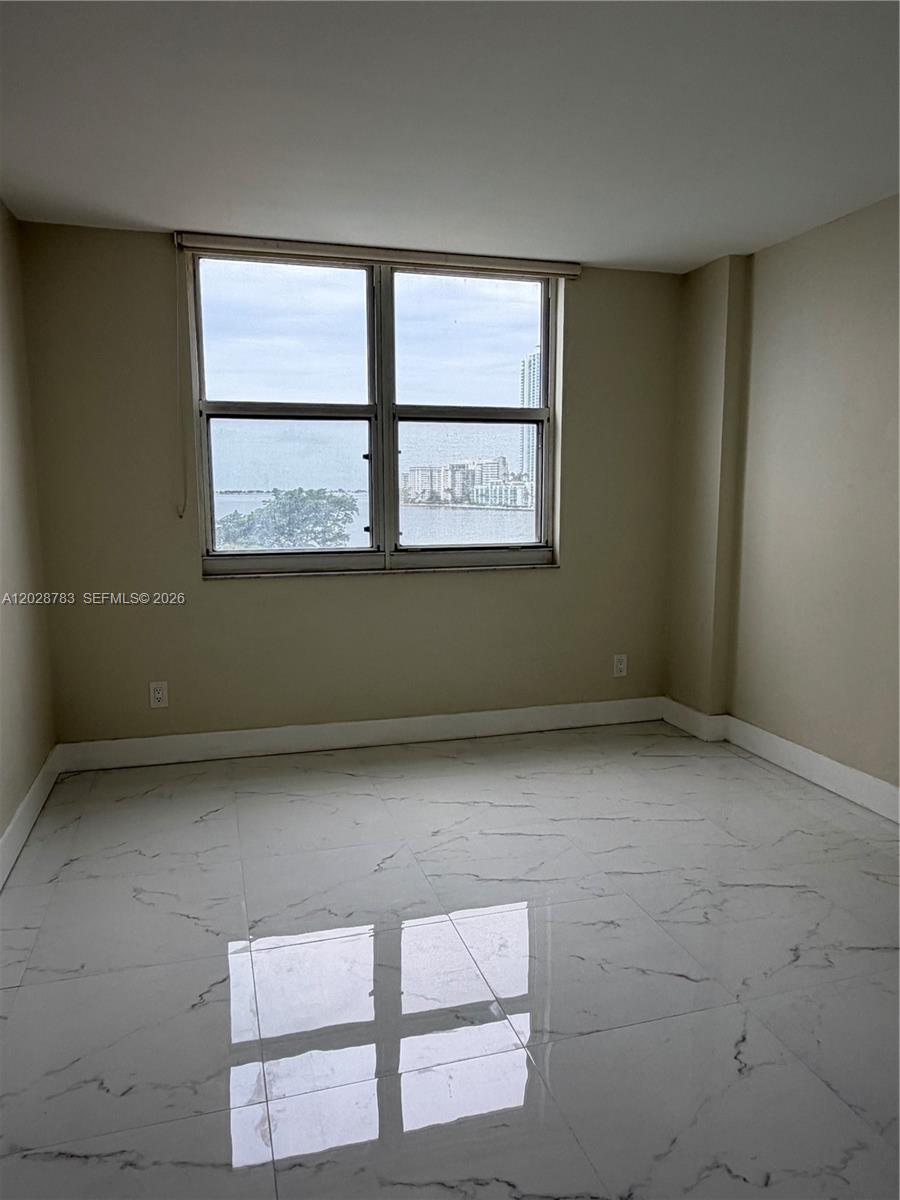 ISOLA CONDO - Residential Lease