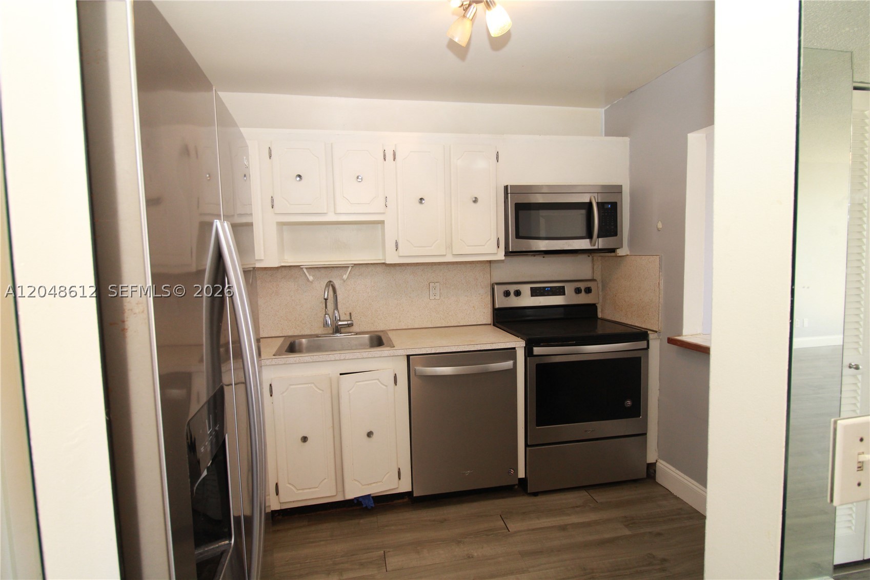 SAILBOAT CAY CONDO - Residential Lease