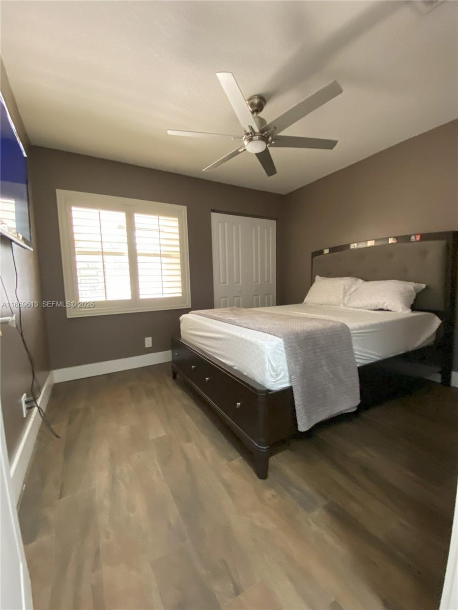 LANDINGS ON CYPRESS GREEN - Residential