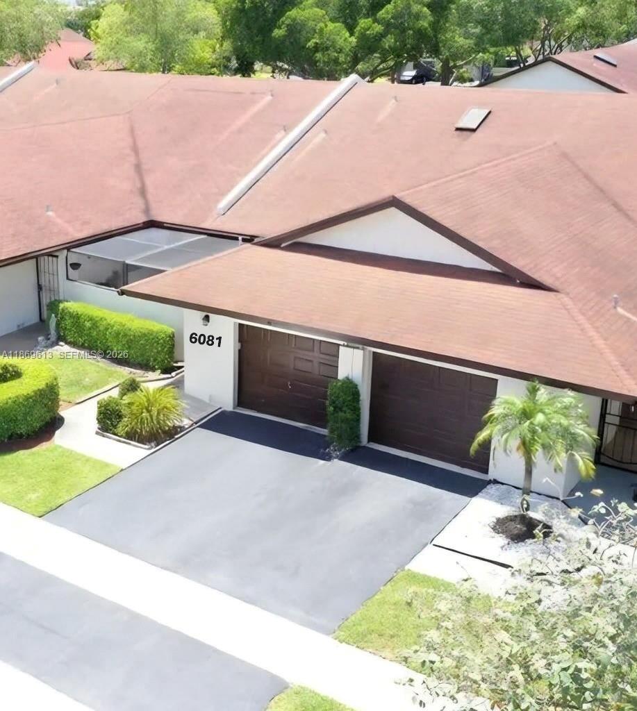 LANDINGS ON CYPRESS GREEN - Residential