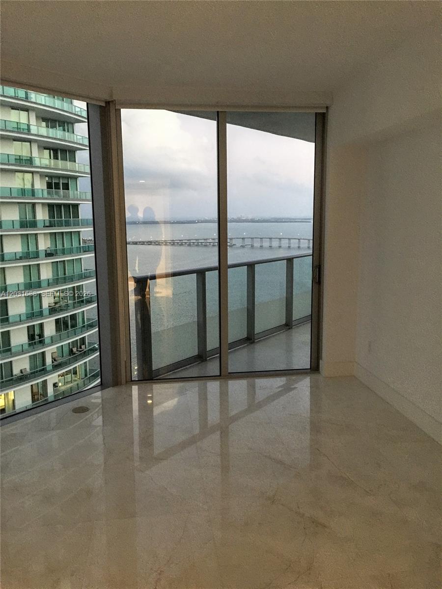 BRICKELLHOUSE CONDO - Residential