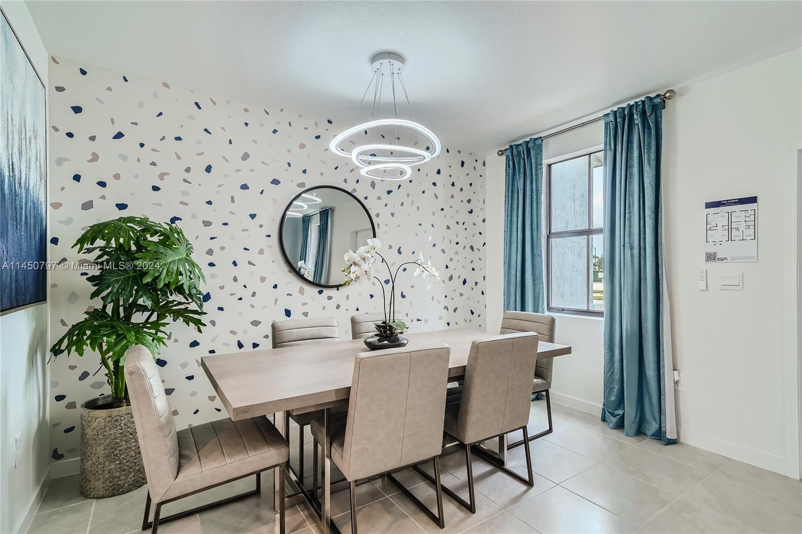 Palm Cay - Residential