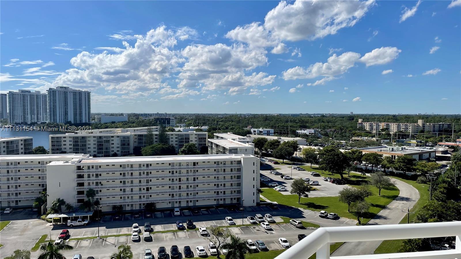 DEL PRADO MARINA - Residential