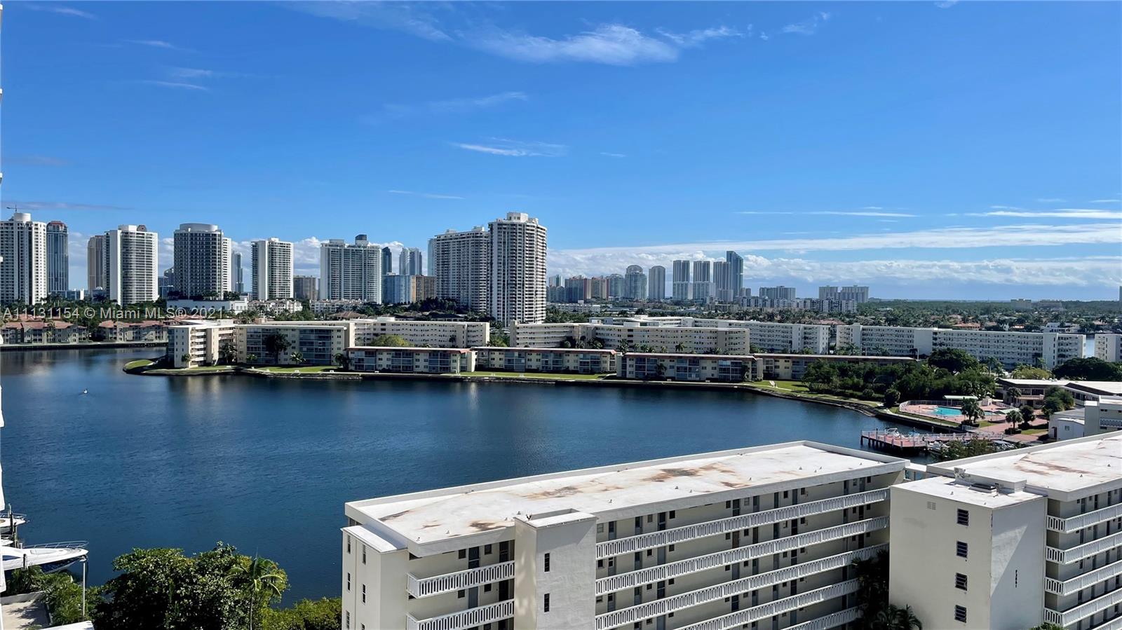 DEL PRADO MARINA - Residential