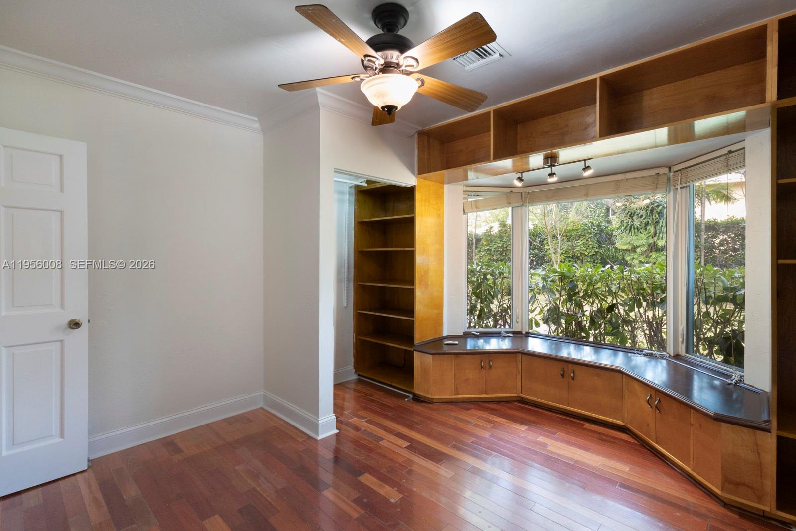 HALLMARK HEIGHTS ESTATES - Residential Lease