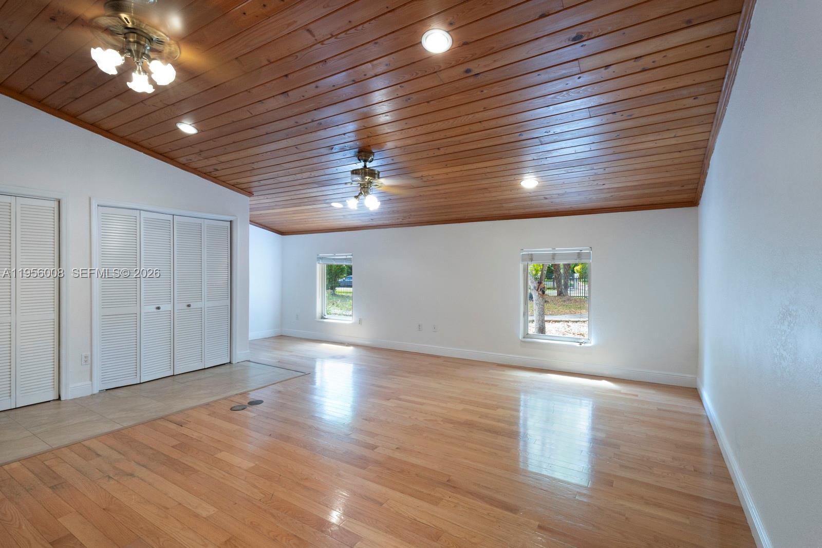 HALLMARK HEIGHTS ESTATES - Residential Lease