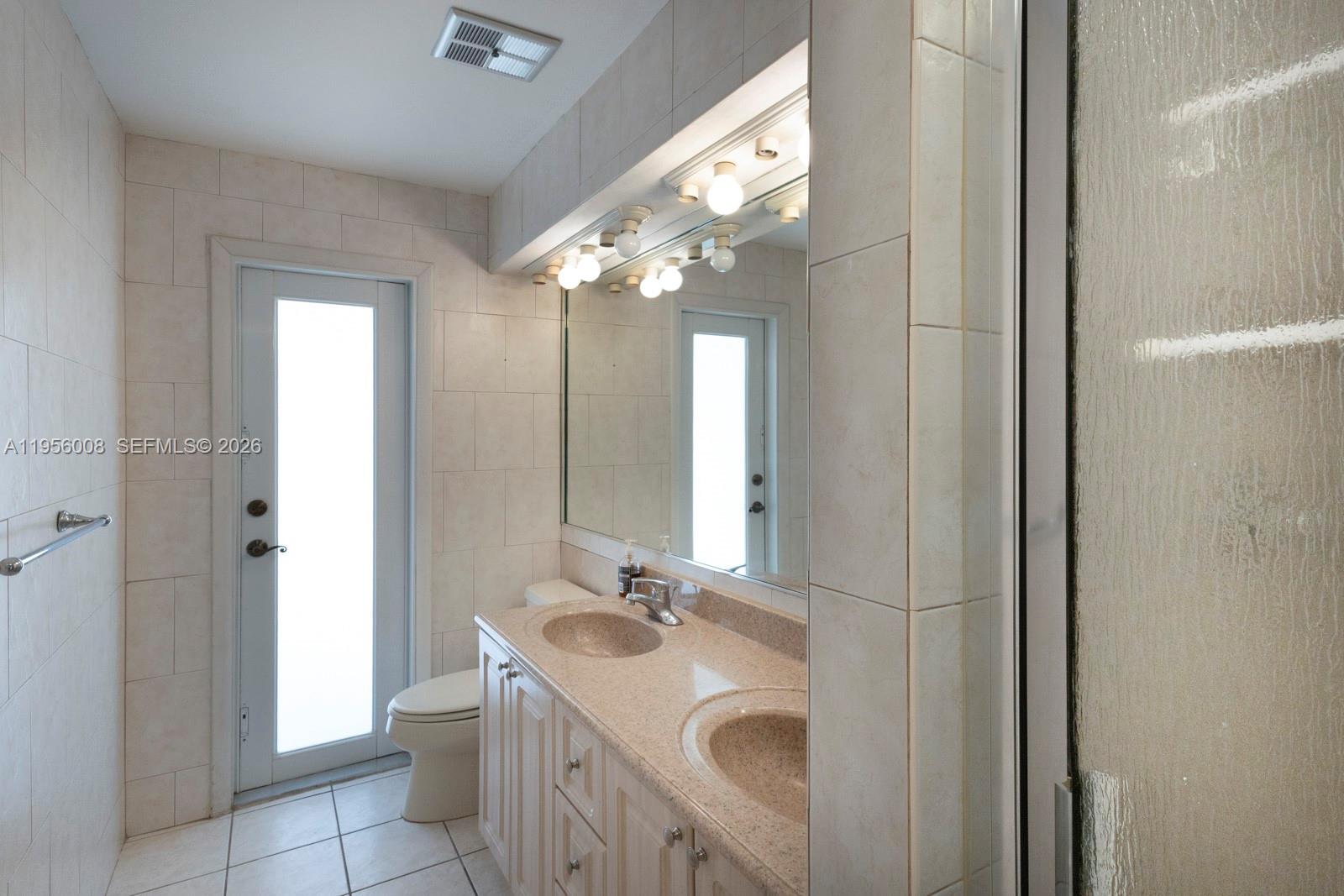 HALLMARK HEIGHTS ESTATES - Residential Lease