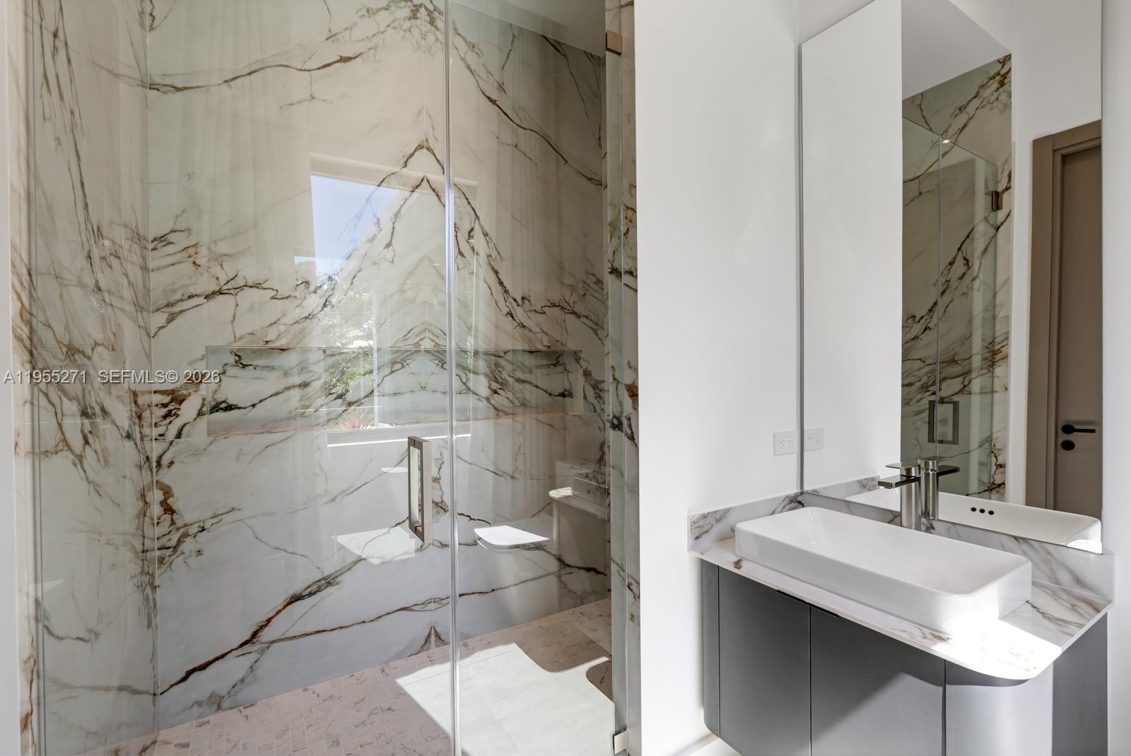 ROCKDALE ESTATES - Residential