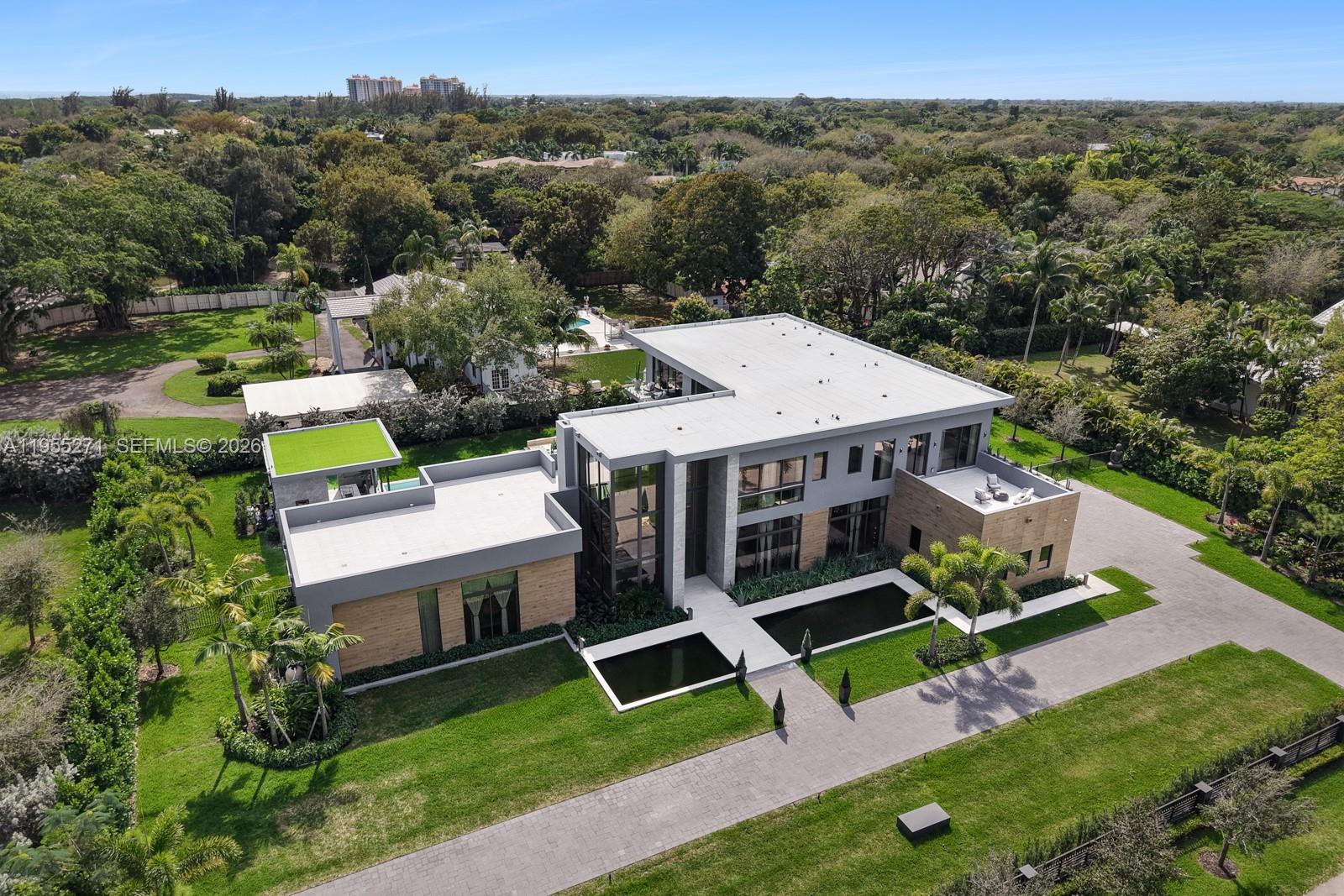 ROCKDALE ESTATES - Residential