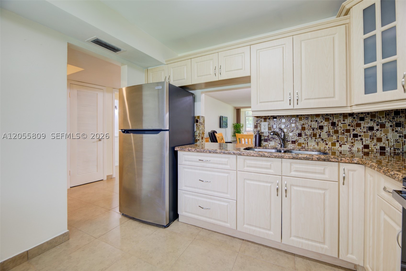 ROLLING GREEN CONDO A - Residential