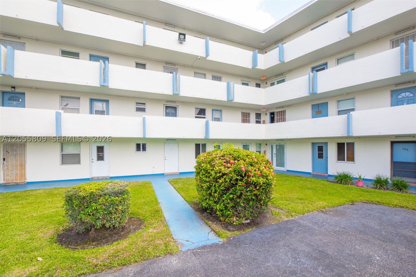 ROLLING GREEN CONDO A - Residential