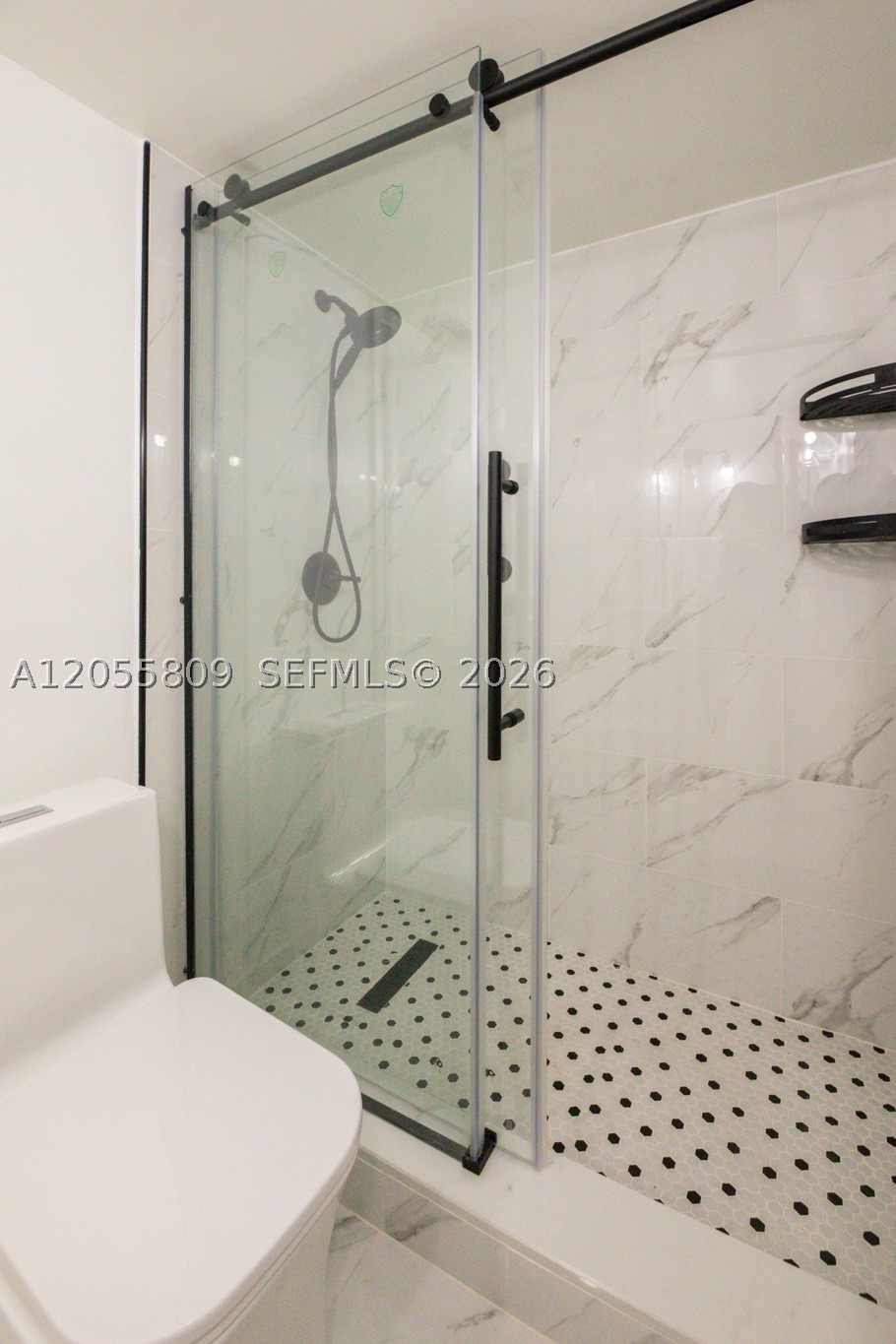 ROLLING GREEN CONDO A - Residential