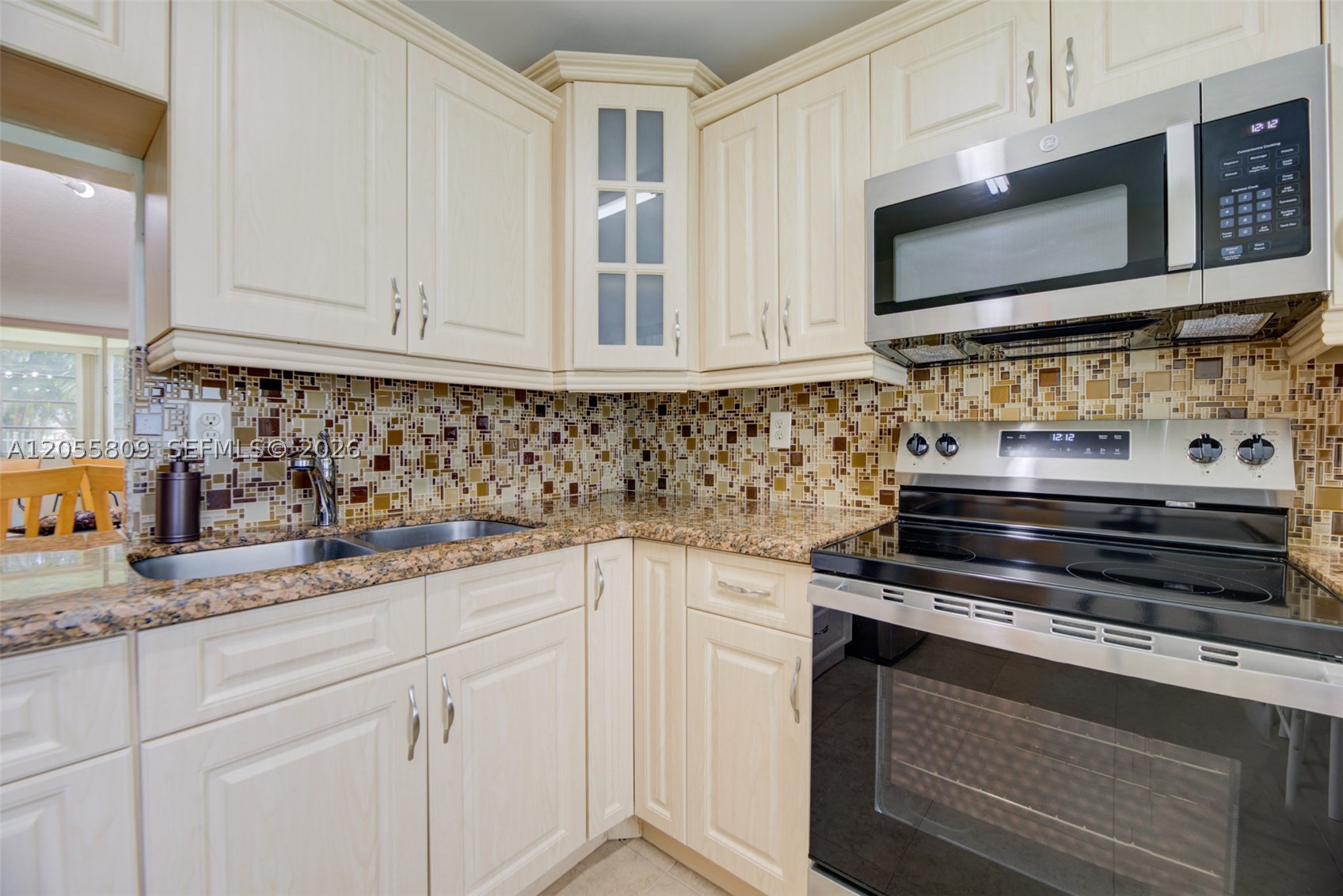 ROLLING GREEN CONDO A - Residential