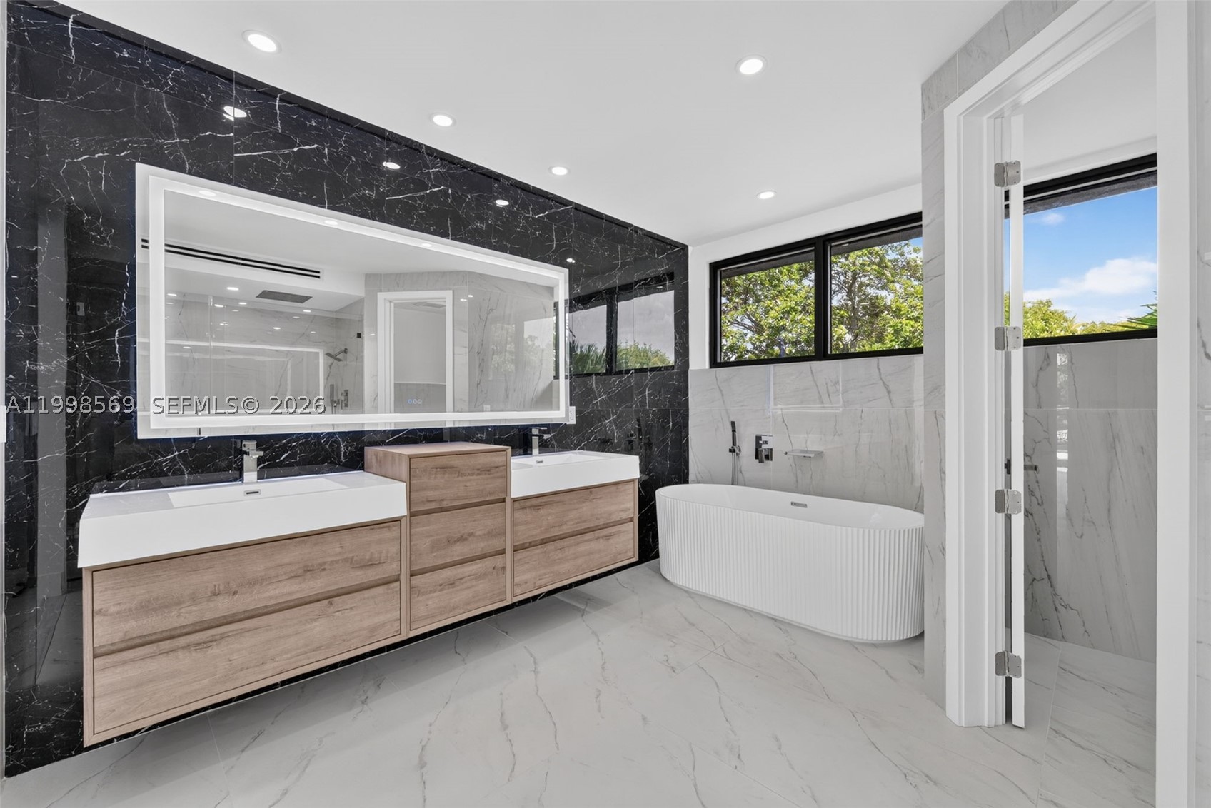 MIAMI SHORES SEC 1 AMD - Residential