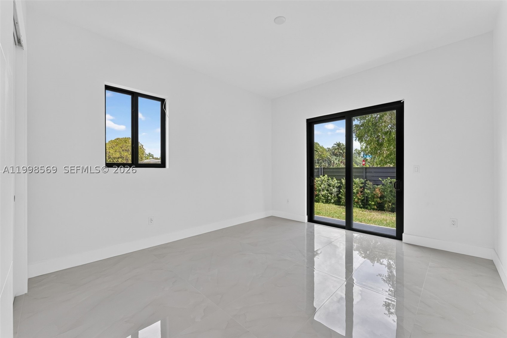 MIAMI SHORES SEC 1 AMD - Residential