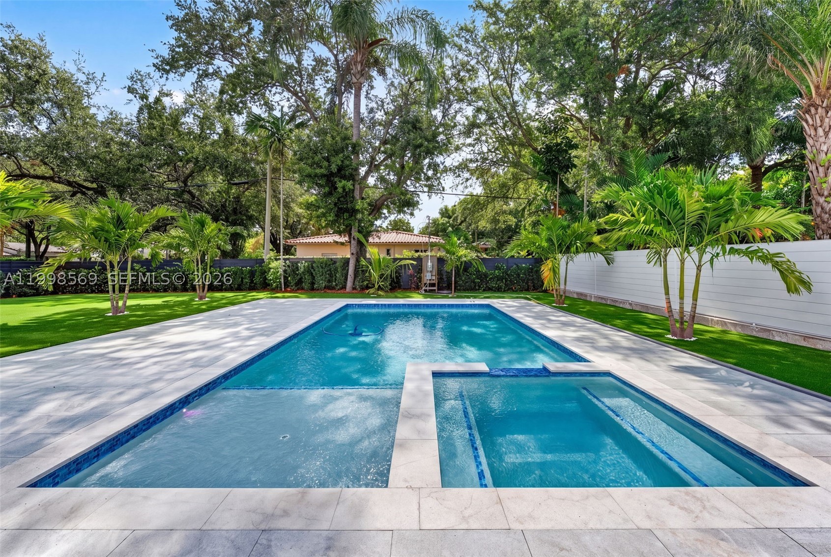 MIAMI SHORES SEC 1 AMD - Residential