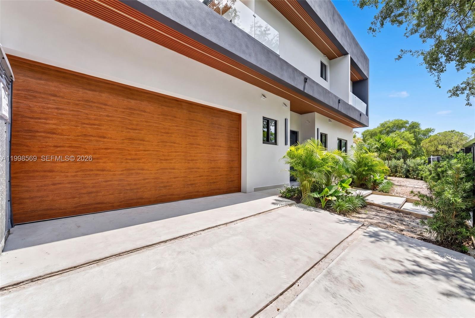 MIAMI SHORES SEC 1 AMD - Residential