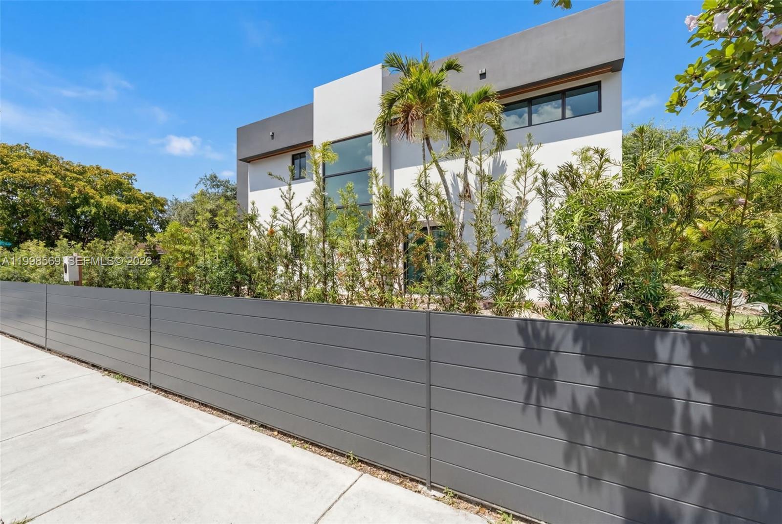 MIAMI SHORES SEC 1 AMD - Residential