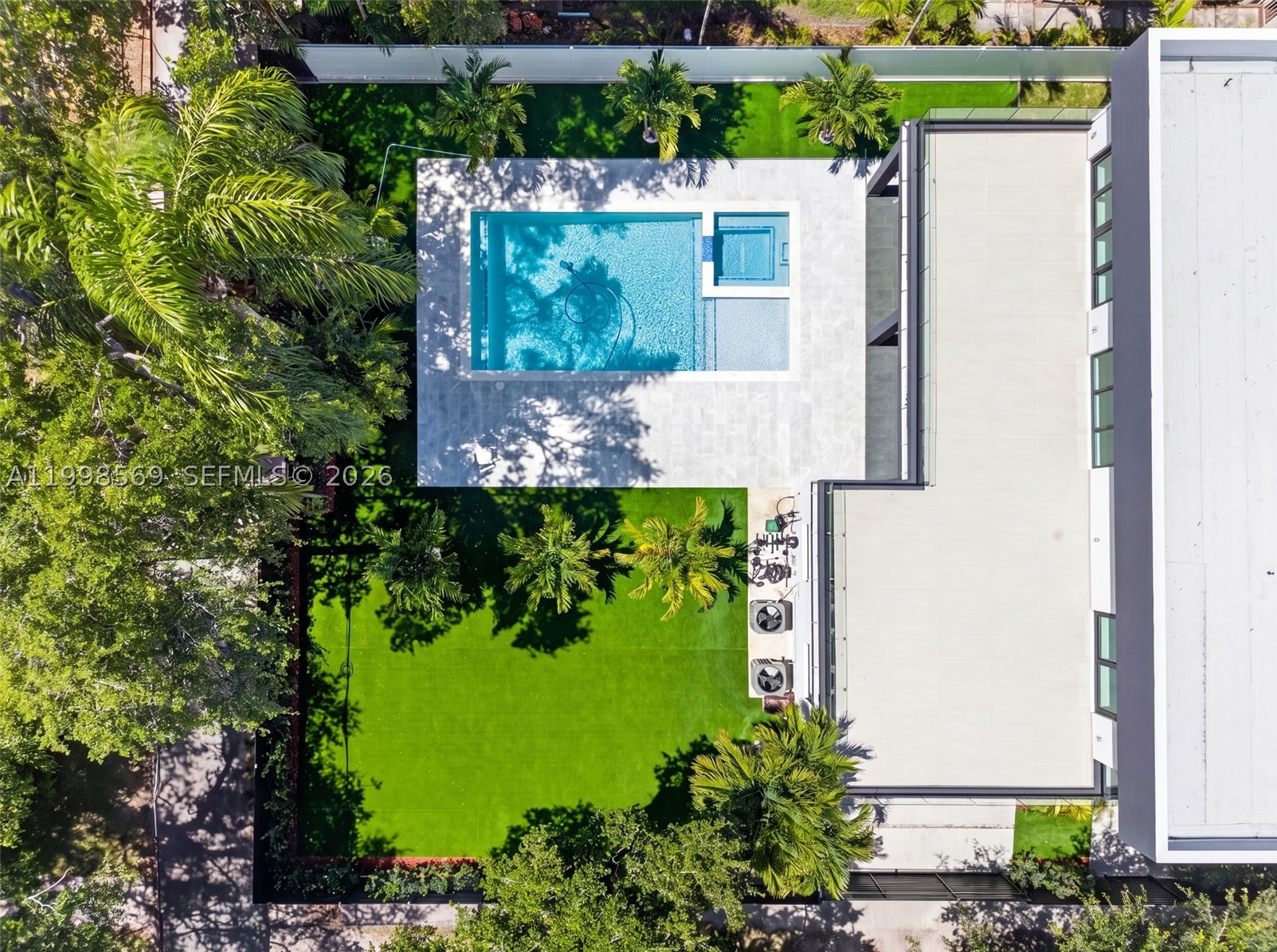 MIAMI SHORES SEC 1 AMD - Residential
