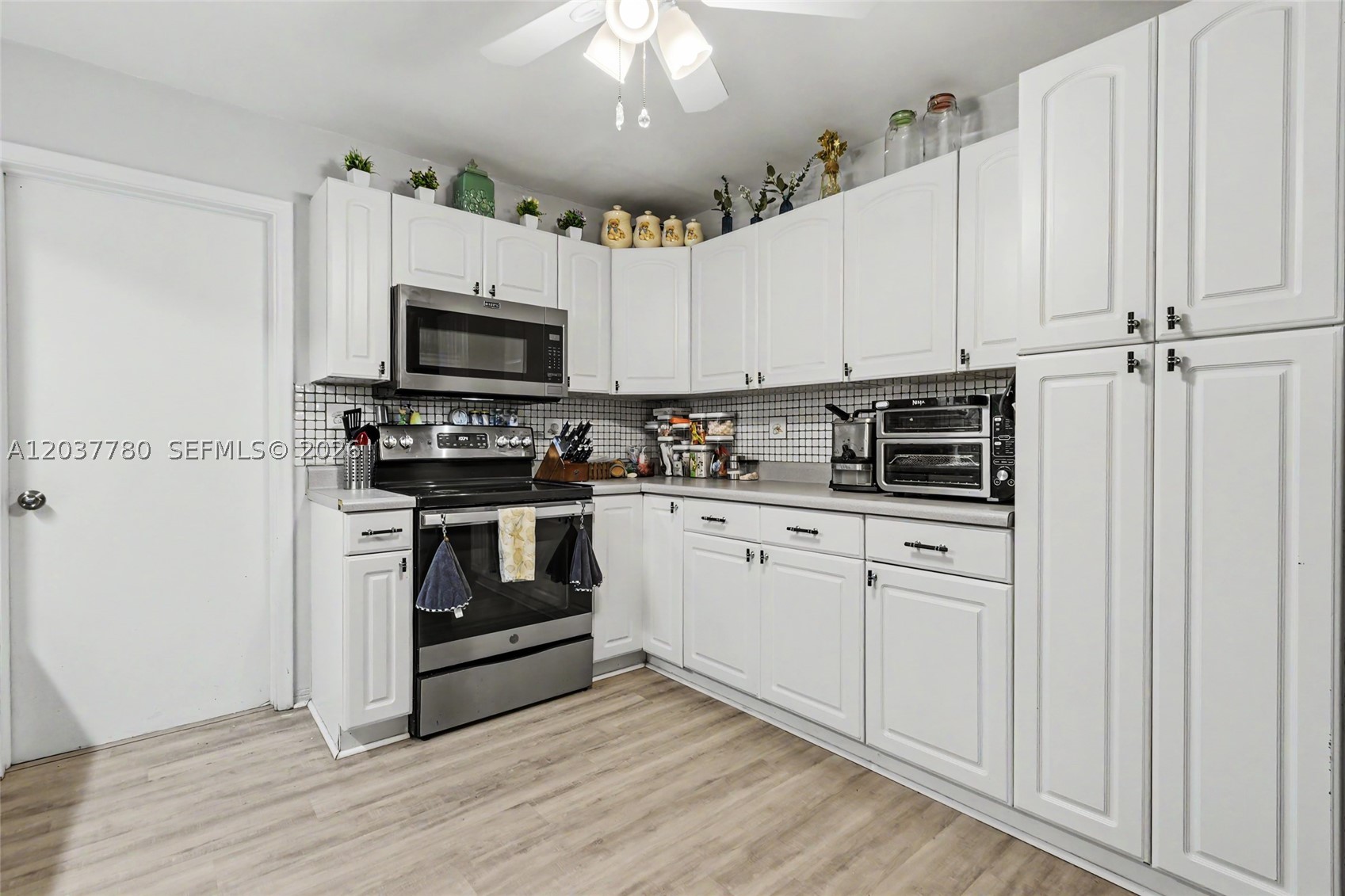 DRIFTWOOD ACRES - Residential