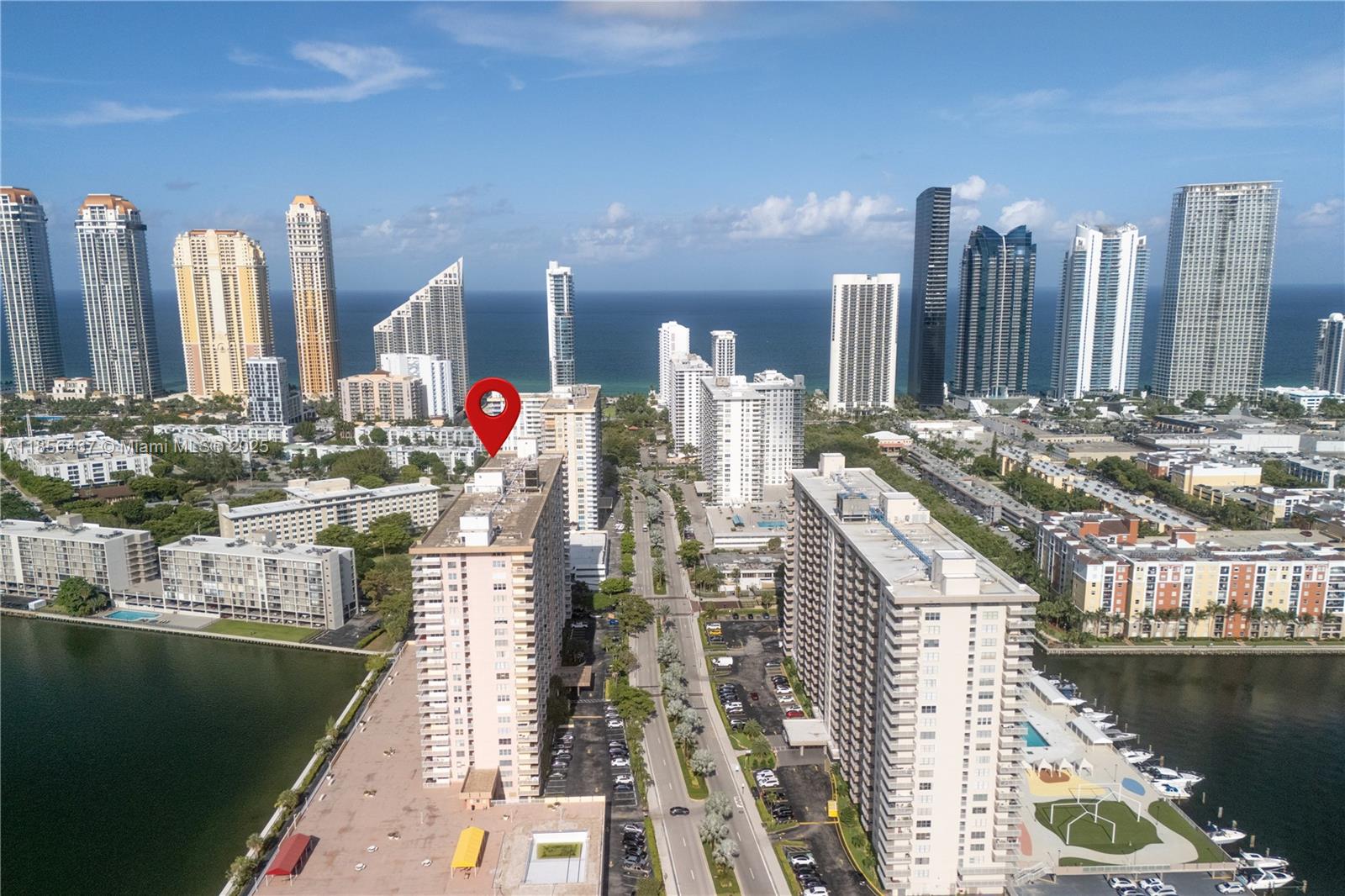 WINSTON TOWERS 200 - Residential