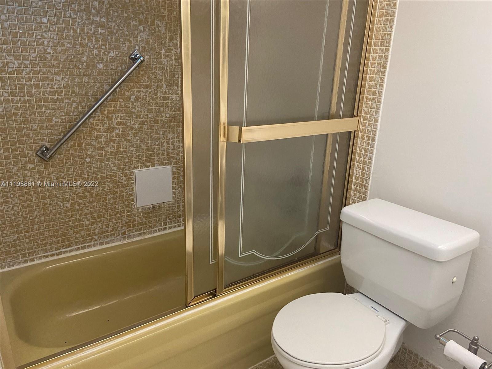 OMEGA 4 CONDO - Residential Lease